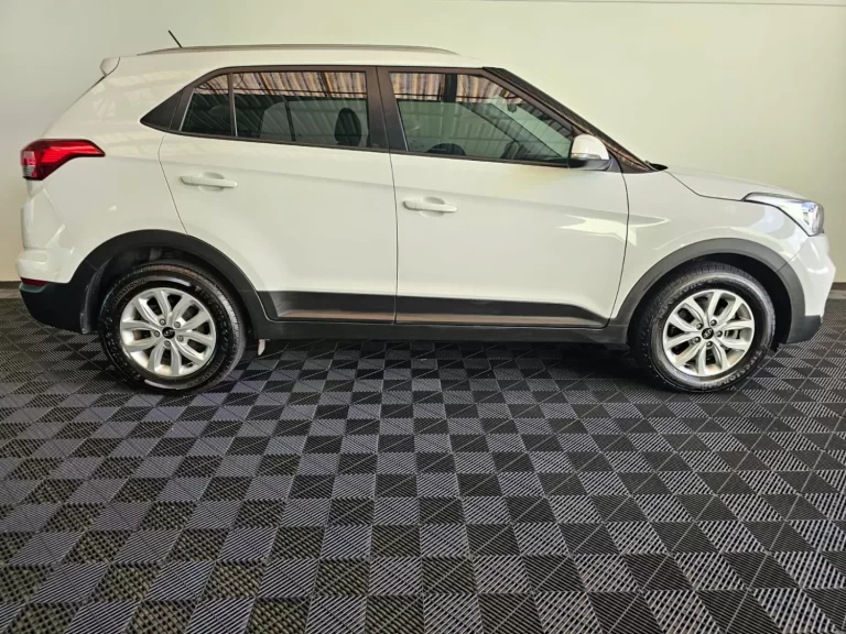 WhatsApp Image 2025-05-23 at 16.01.08