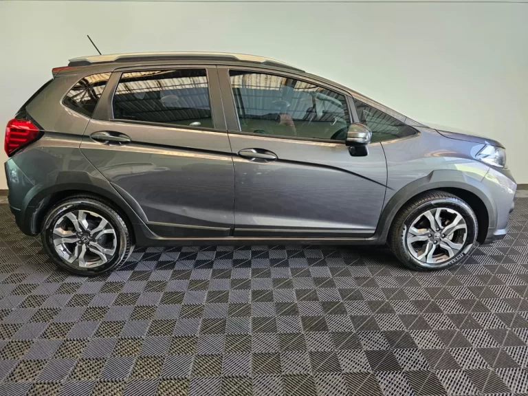 WhatsApp Image 2025-10-01 at 16.37.24 (2)