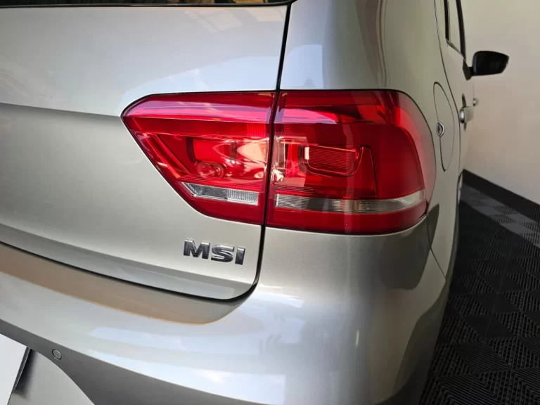 WhatsApp Image 2025-10-15 at 16.48.33 (2)