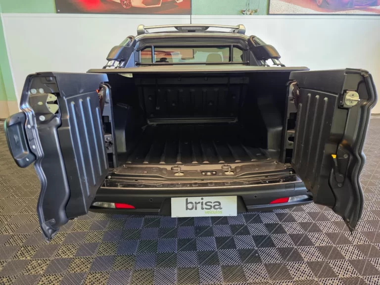 WhatsApp Image 2026-01-15 at 16.12.48 (1)